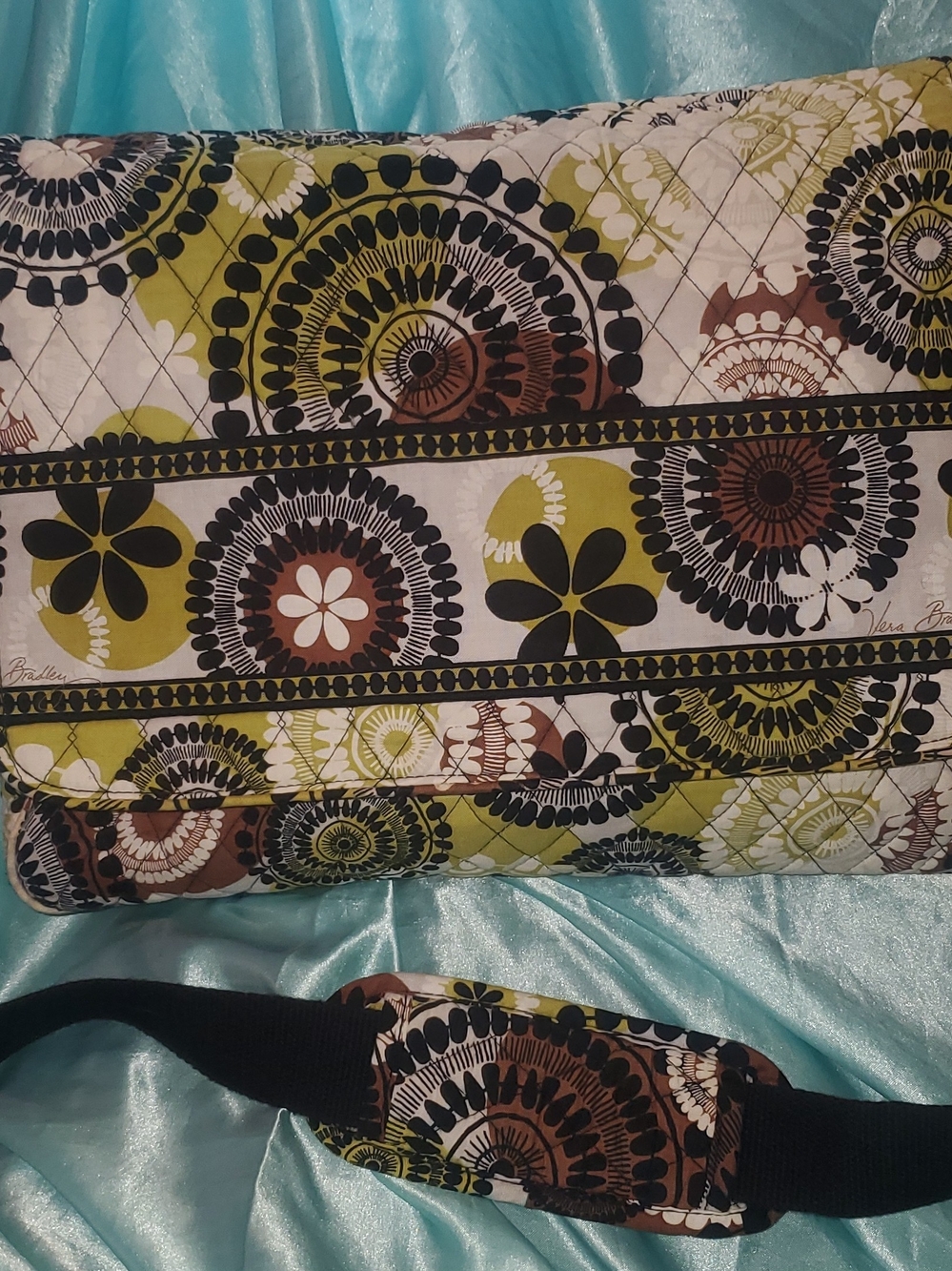 Vera Bradley Messenger Bag In Retired Pattern Cocoa Moss